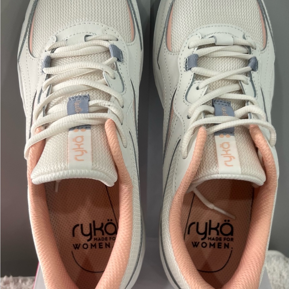 Ryka WHTALYSUM Women's Cream Athletic Shoes